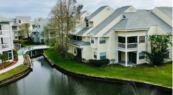 Commercial Property for Sale in Saint Petersburg Florida 33716